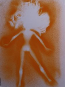 "BARBIEMETRIE WAKE UP" . 2018" sur papier blanc 200 g. 40 X 50. Spray paint ORANGE N°4 Collection privée. 2018.